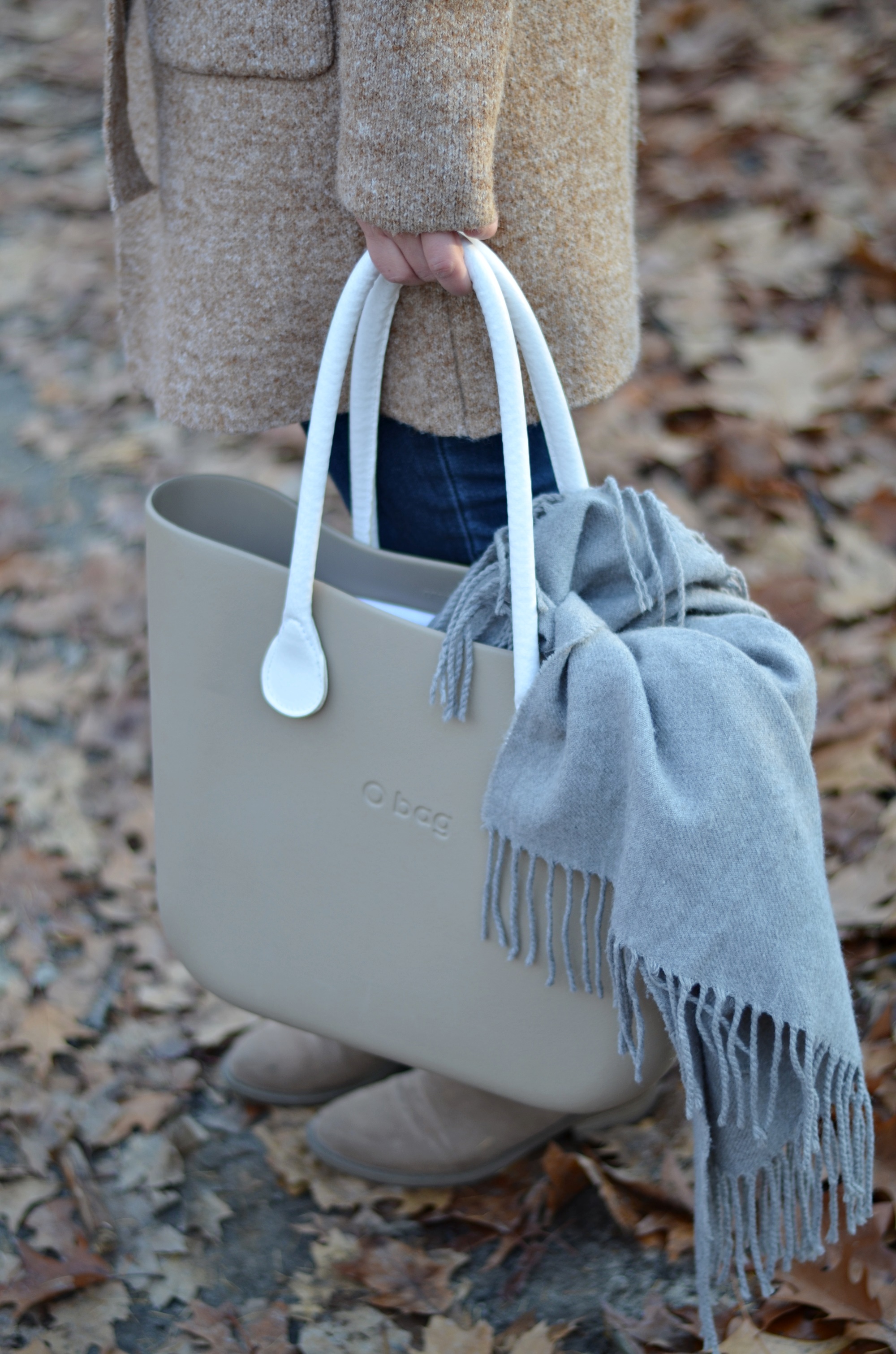 GRUBY SWETER