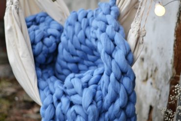 KOC Z WEŁNY CZESANKOWEJ