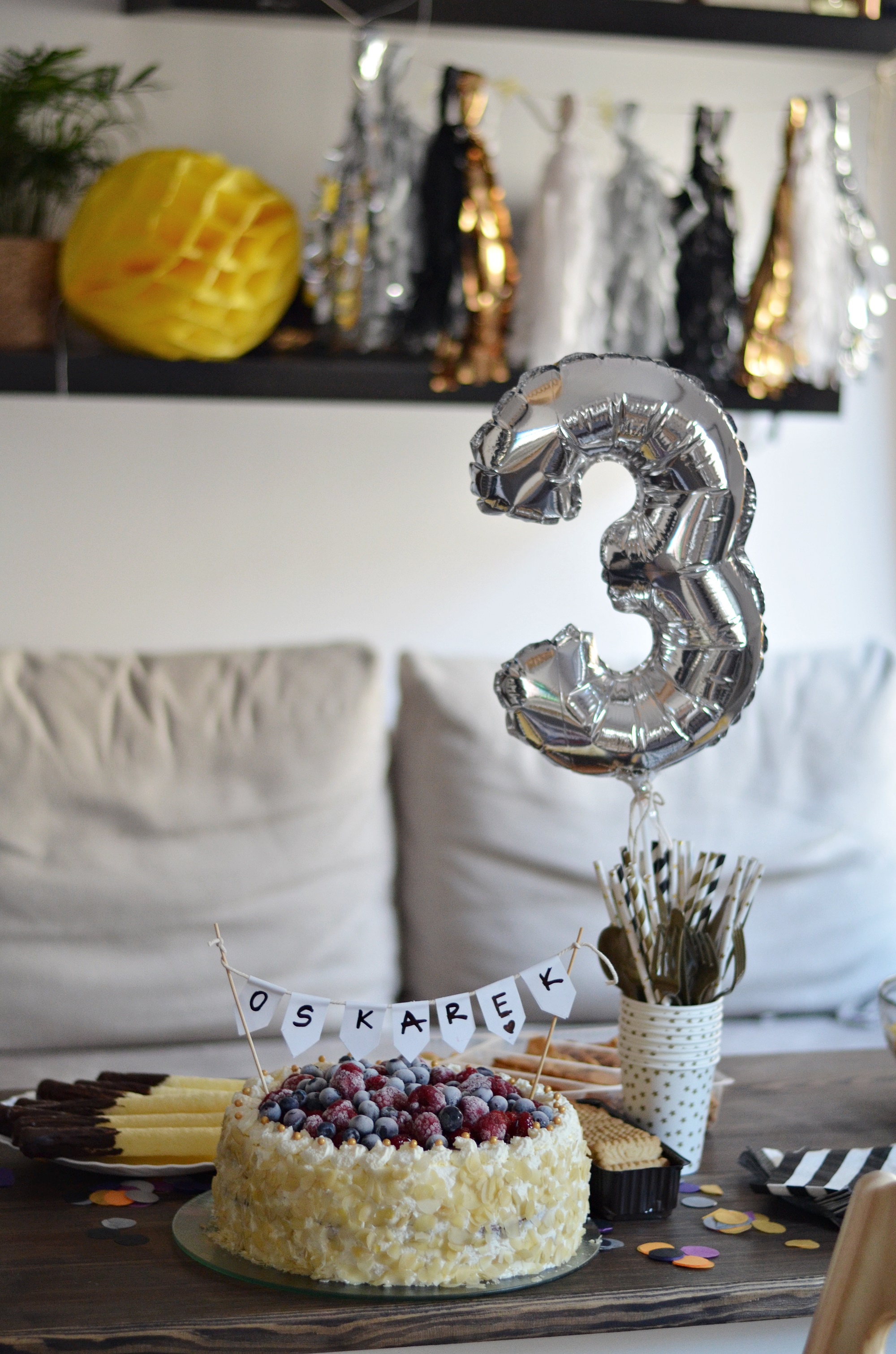 urodziny TRZECIE URODZINY OSKARKA