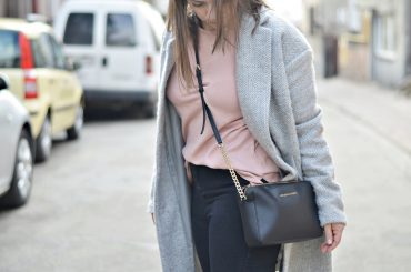 SWETER Z DODATKIEM JEDWABIU