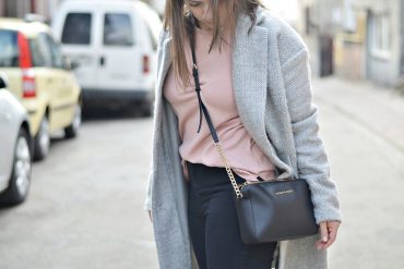 SWETER Z DODATKIEM JEDWABIU