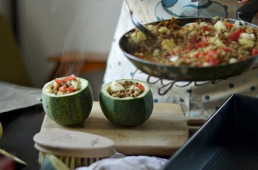 CUKINIA FASZEROWANA MIĘSEM