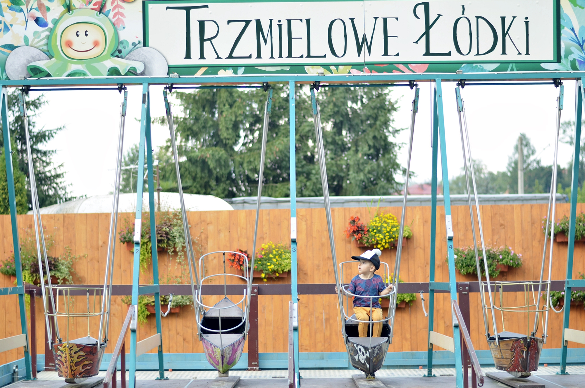 trzmielowe huśtawki 