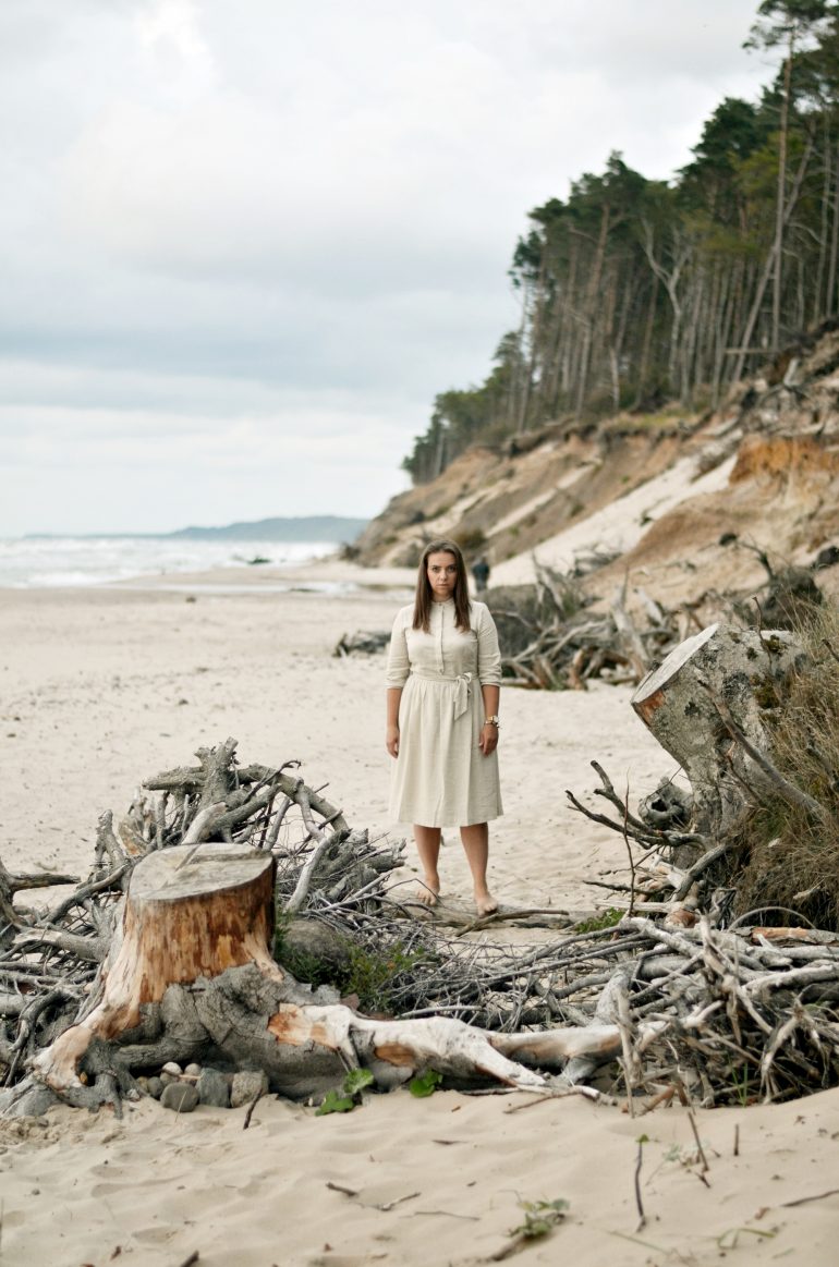 SUKIENKA Z DODATKIEM LNU