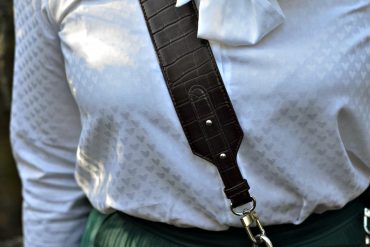 biała koszula wólczanka