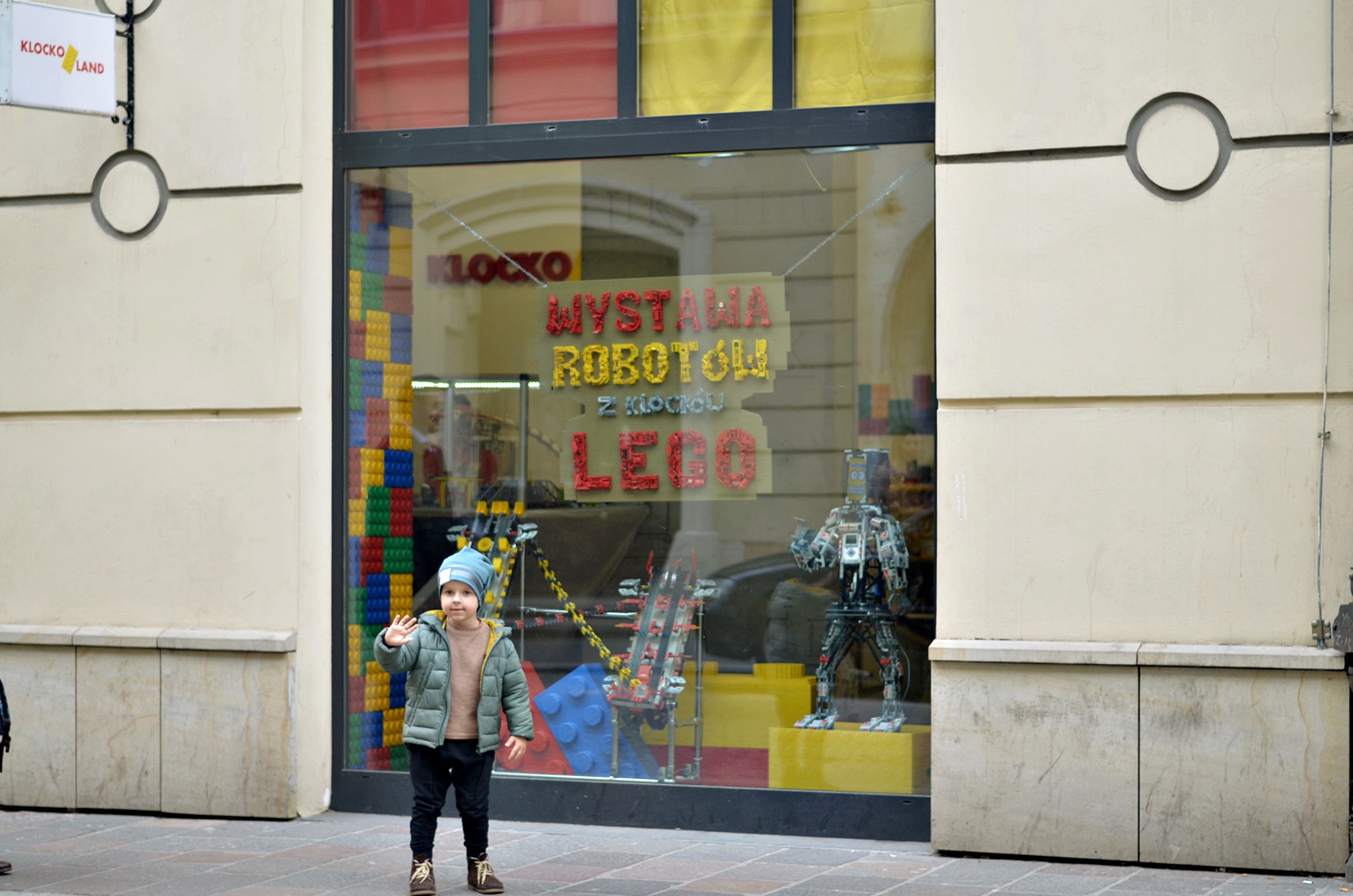 wystawa robotów z klocków lego klockoland