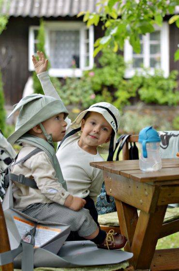 NAKŁADKA NA KRZESŁO DLA DZIECKA bombol
