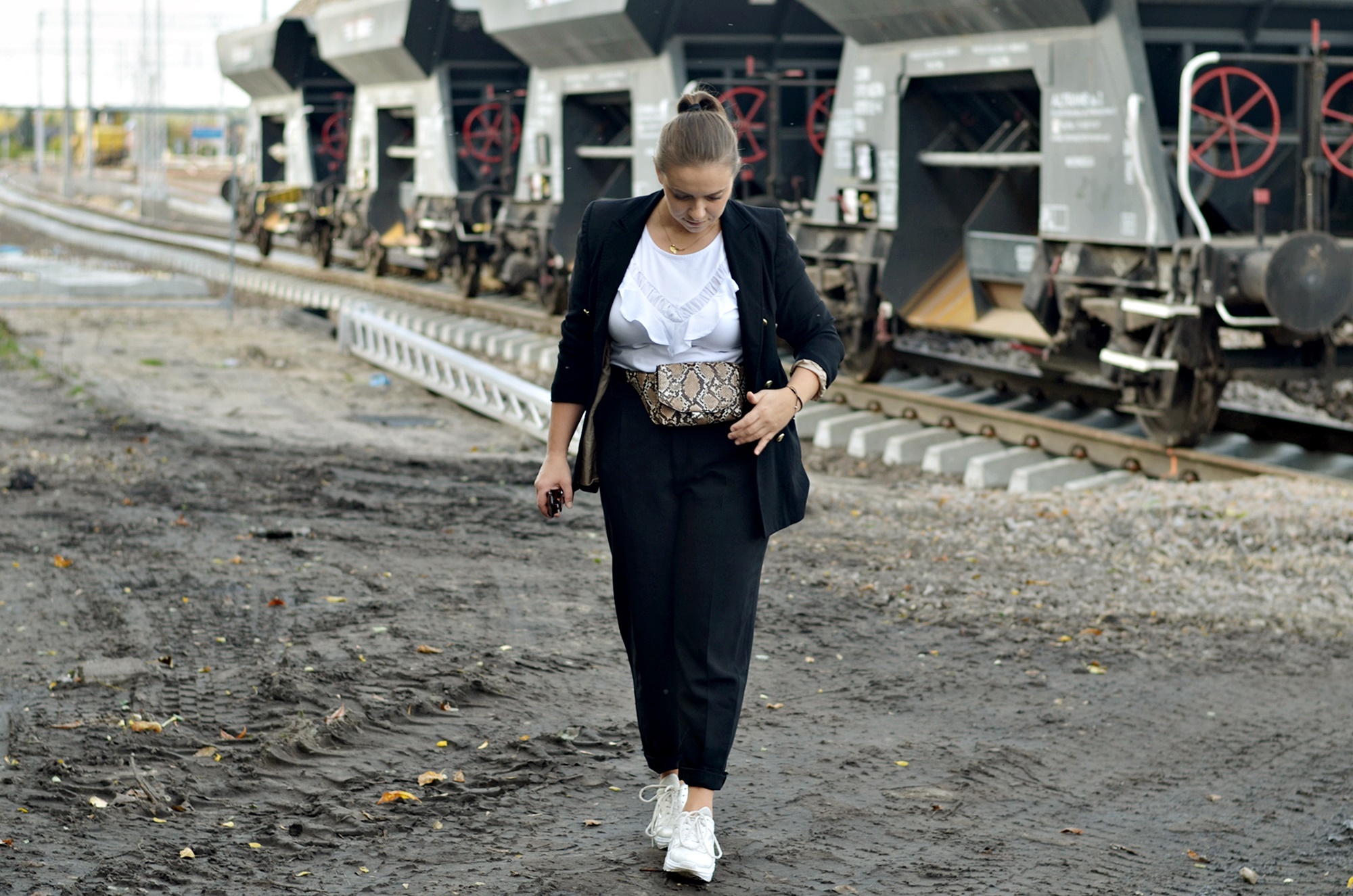 czarne spodnie zara