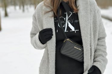 DRES W ZIMOWEJ LUŹNEJ STYLIZACJI