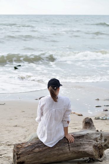 BIAŁA LNIANA KOSZULA