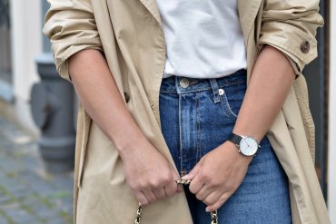 DŁUGI BEŻOWY TRENCZ