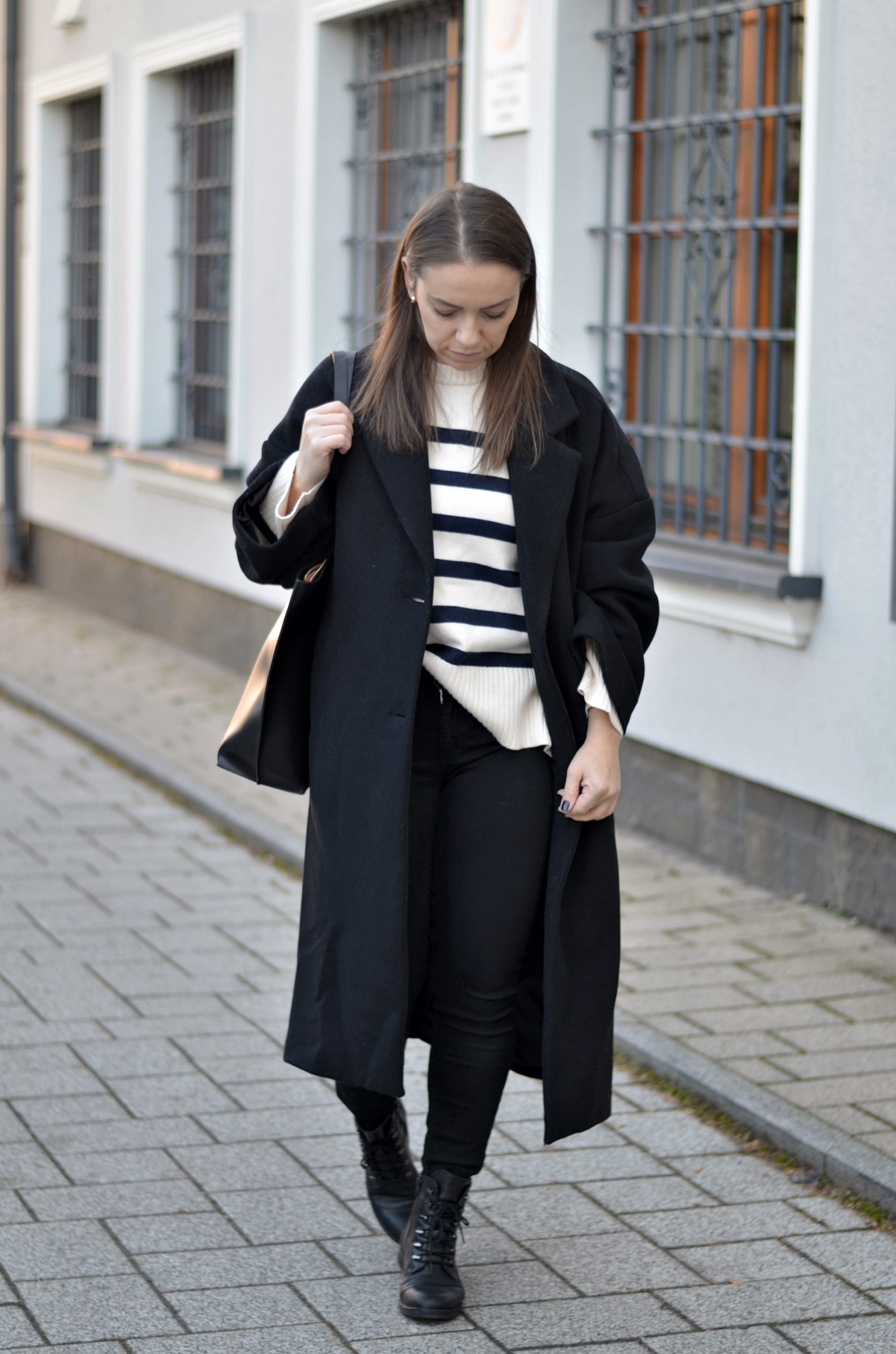 ZEGAREK ALFRED MOMENT