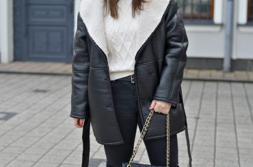 WIĄZANY KOŻUSZEK DAMSKI