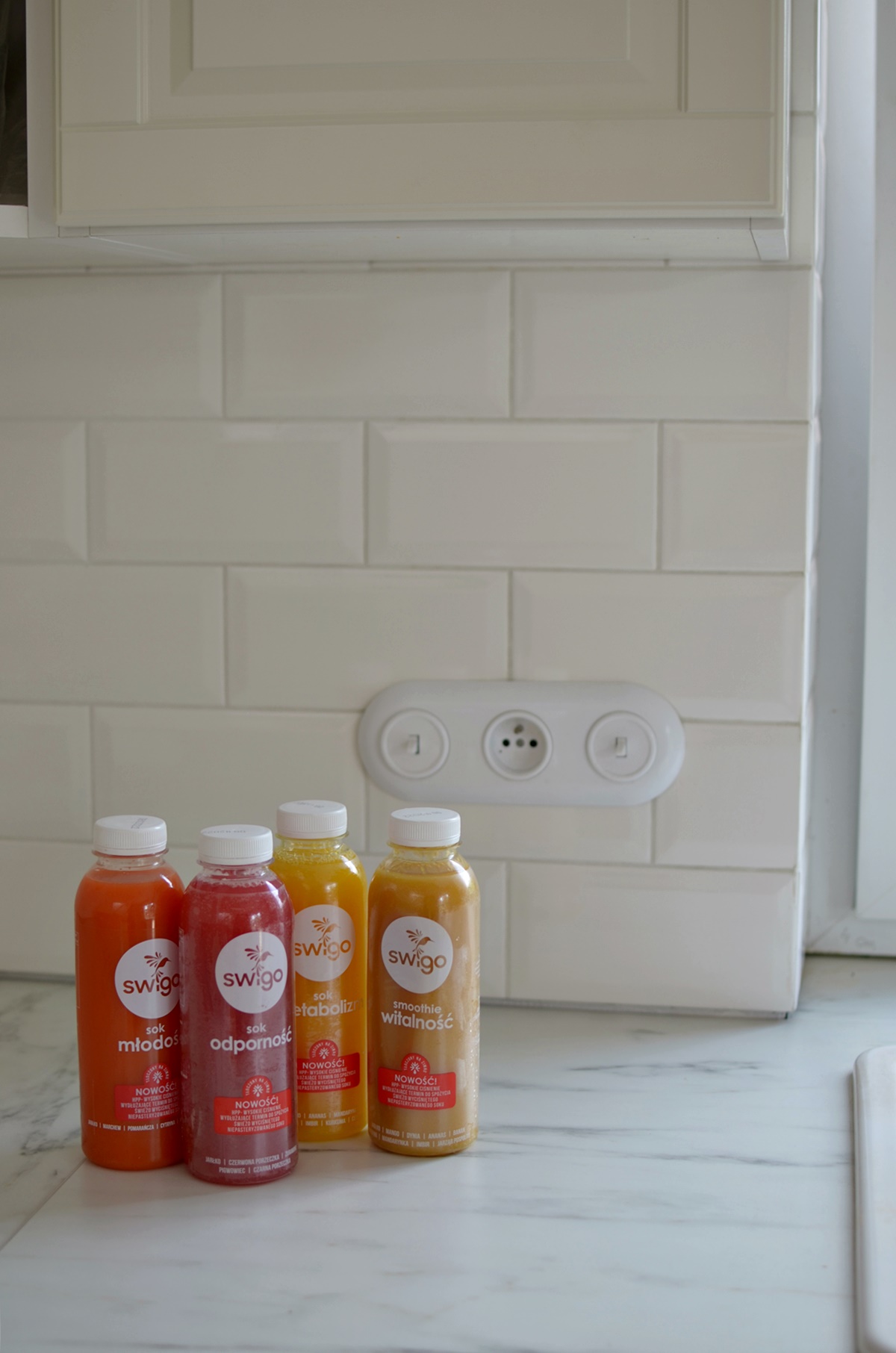 ŚWIEŻO WYCIŚNIĘTE SOKI