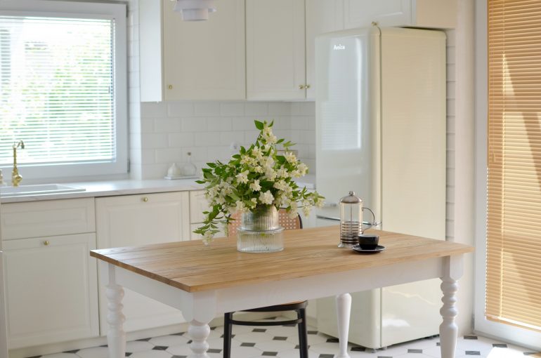 JAKIE ŻALUZJE WYBRAĆ