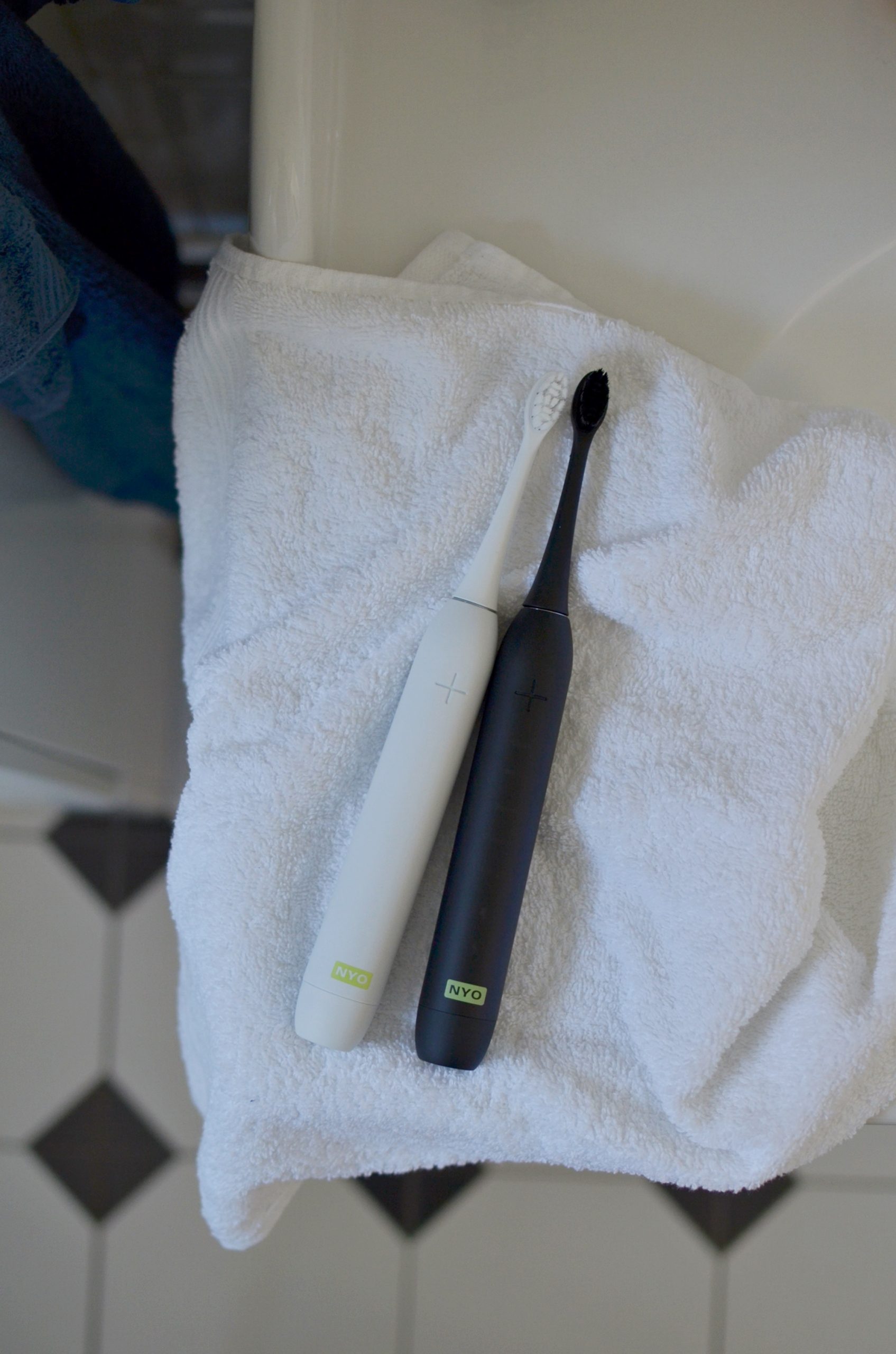 SZCZOTECZKA SONICZNA OD NYO szczoteczka NYO