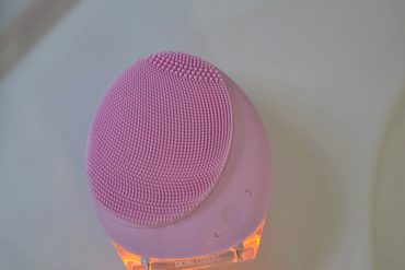 SZCZOTECZKA SKINLOVERS