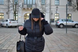 CZARNA PUCHOWA KURTKA